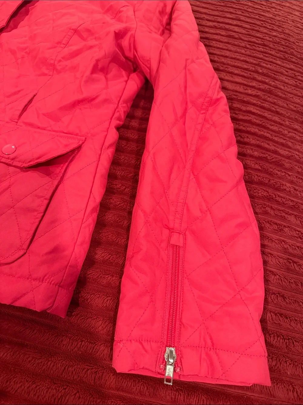 Bass Quilted Women's Jacket in Vibrant Pink
